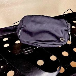 Lulu Lemon Belt Bag